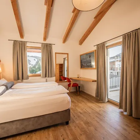 Chalet Loewen Seefeld in Tirol
