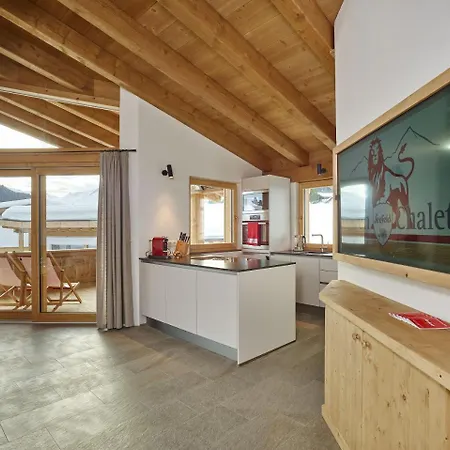 Loewen Chalet