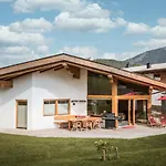 Loewen * Seefeld in Tirol